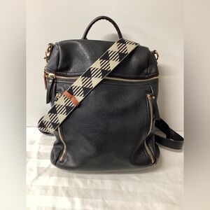 Antik Kraft Black Interior with Gold Accents